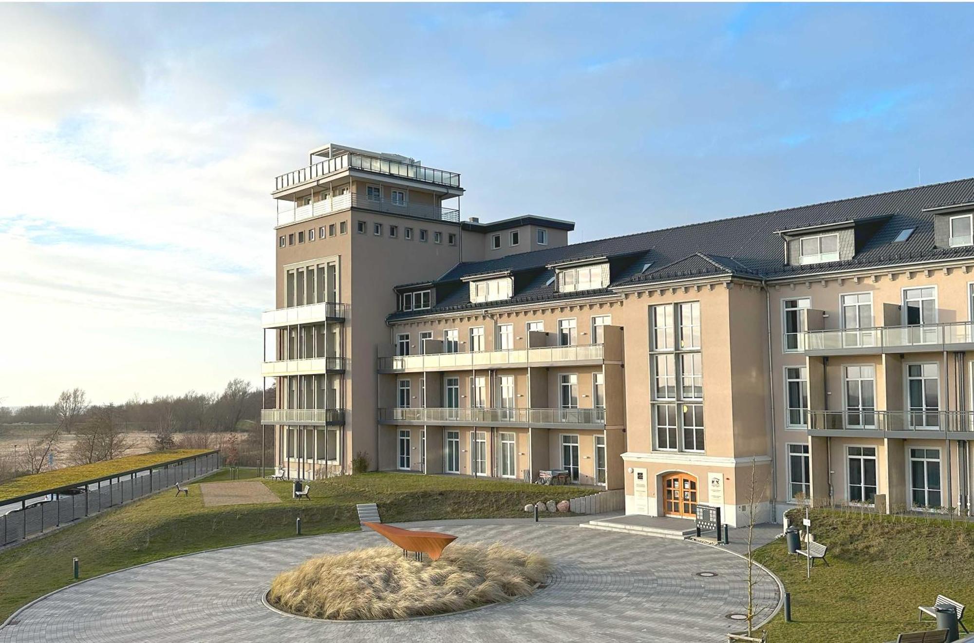 Humboldtsuite In Der Seefahrtschule Wustrow  Exterior photo